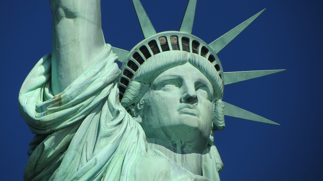 Visitare la statua della libertà a New York