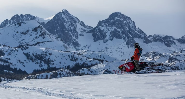 MAMMOTH LAKES: UNA VACANZA INDIMENTICABILE SULLA NEVE
