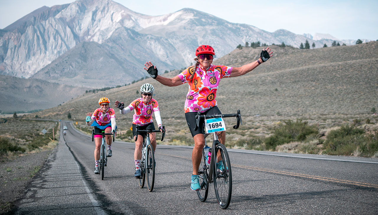 MAMMOTH LAKES: DOVE L’ENDURANCE DIVENTA EPICOUNA STAGIONE AUTUNNALE DI AVVENTURE AD ALTA QUOTA UNICA NEL SUO GENERE