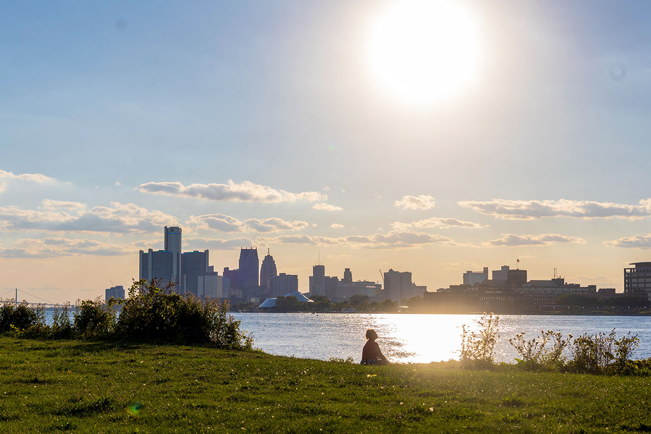 Detroit open air: vivi la città all’aperto tra viste sul riverfront, parchi, rooftop e festival